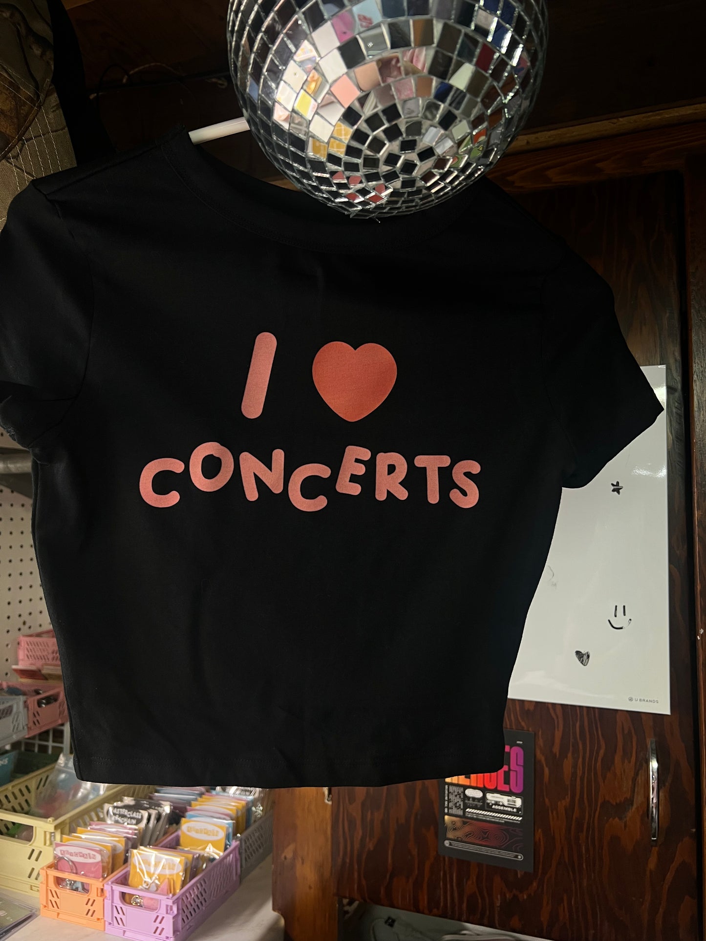 *clearance concerts crop top size S (Copy)